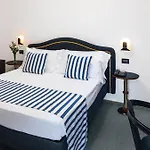 Hotel Stella