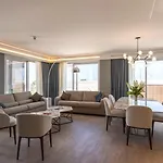 Ceccarini 9 Home Suite Home