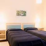 Luxury Suites Collection - Ponchielli 19
