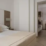 Hotel Embassy