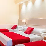 Hotel 2000