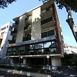 Hotel Monica
