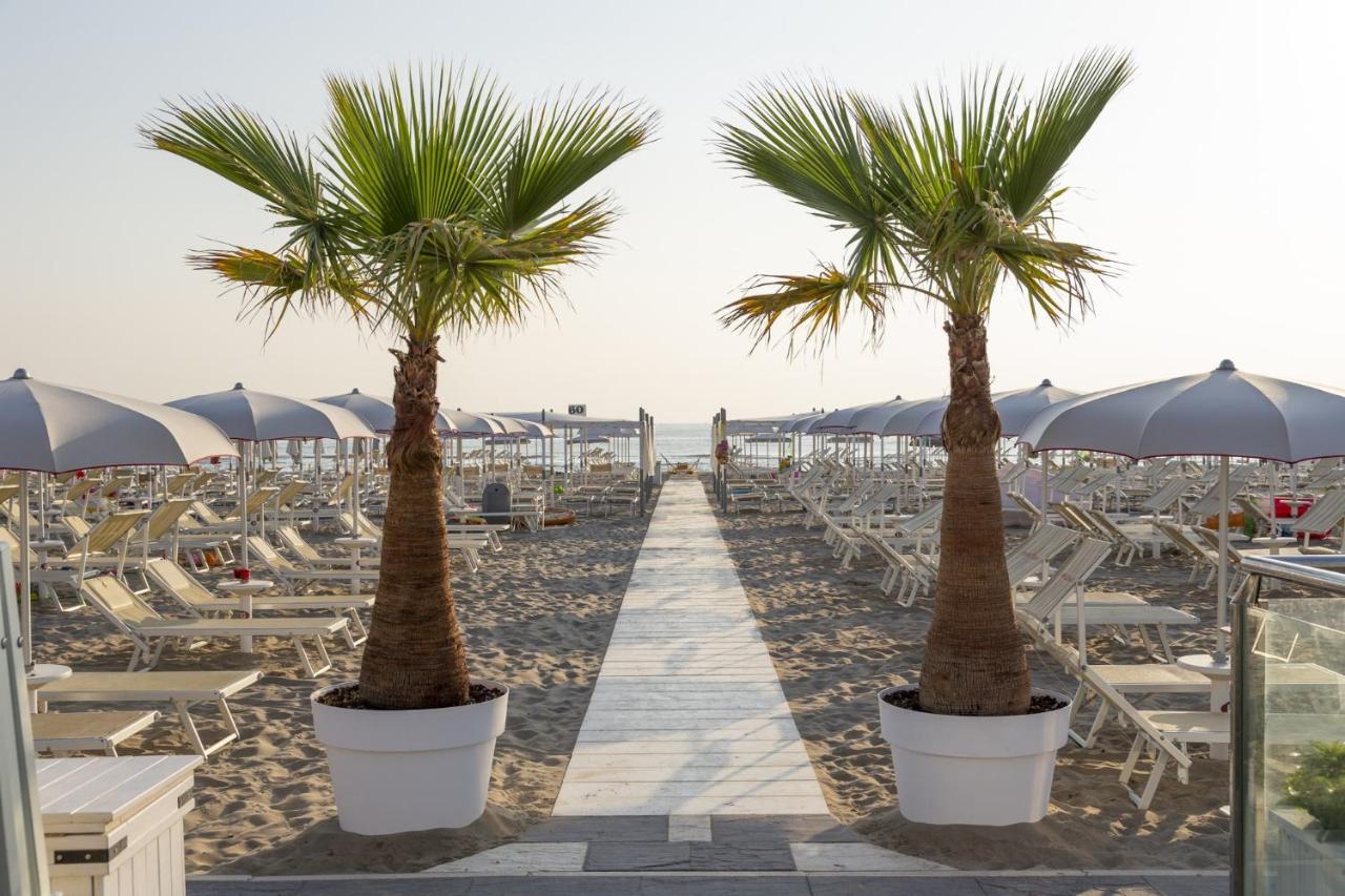 Select & - Hotel Riccione