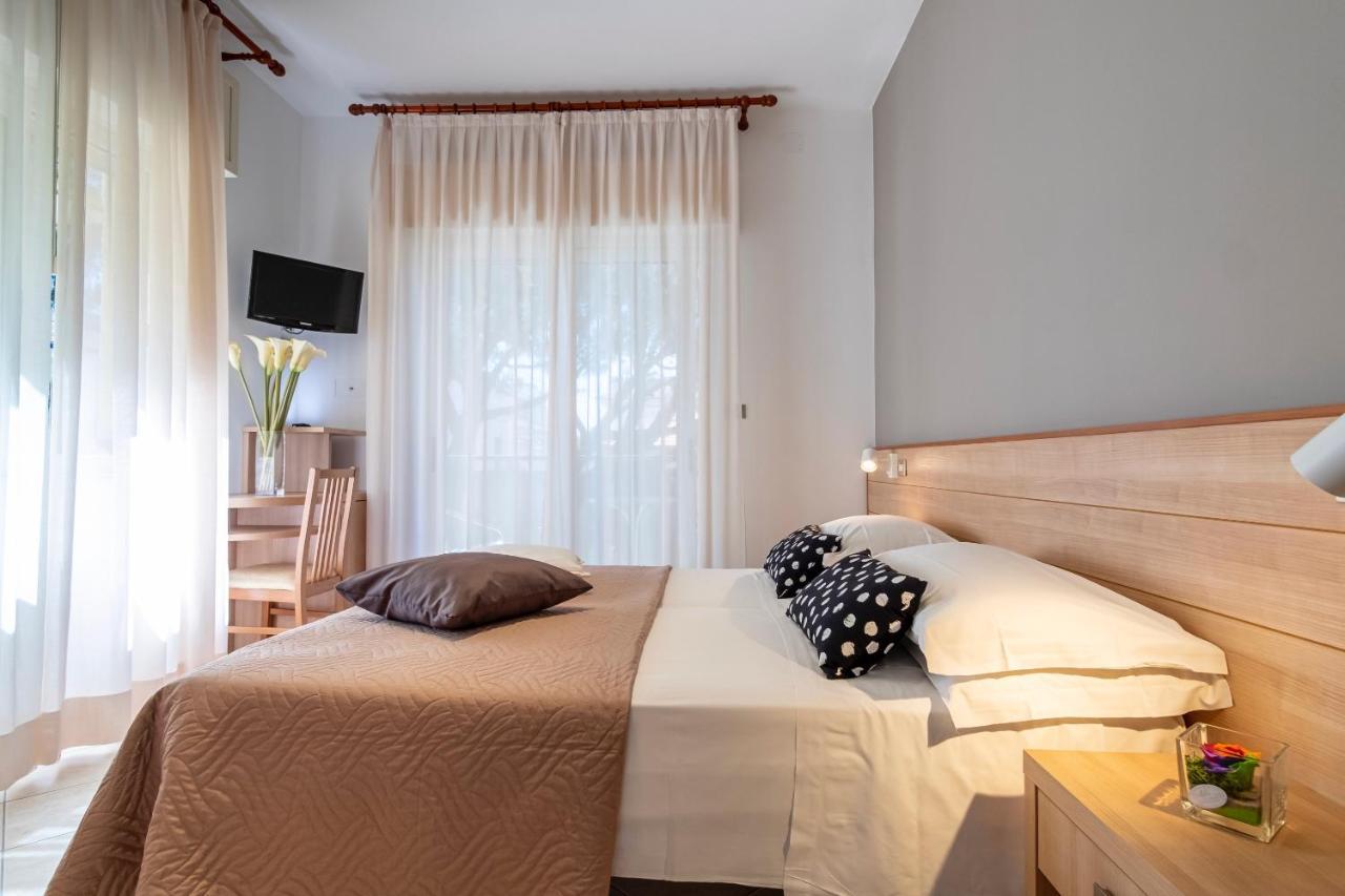 Mocambo Hotel 3*