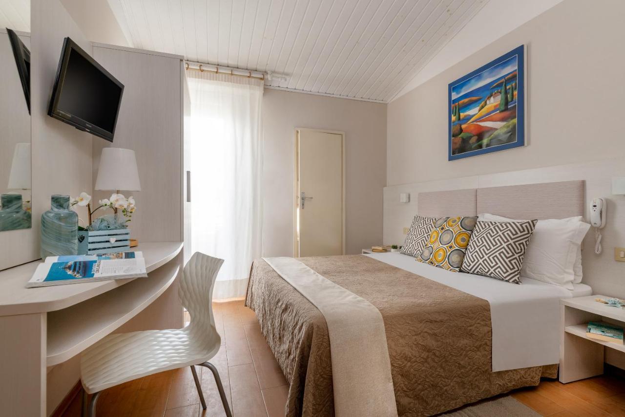 Hotel Eliseo