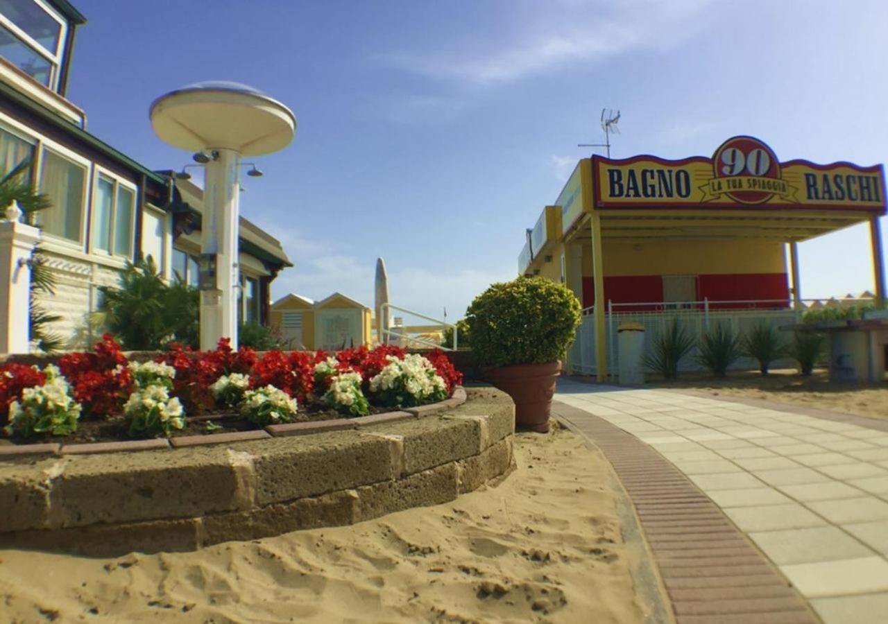 Hotel Mon Cheri