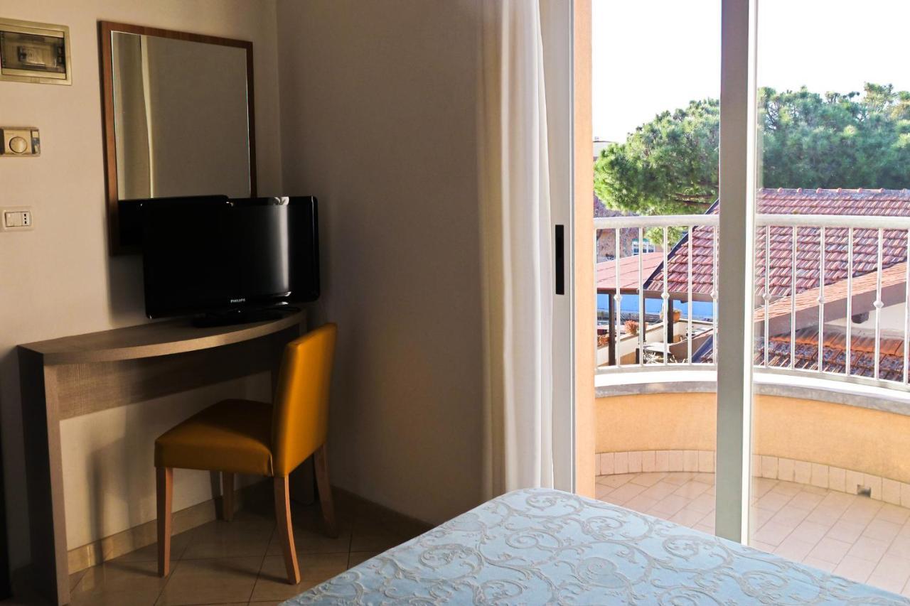 Gabbiano Hotel 3*