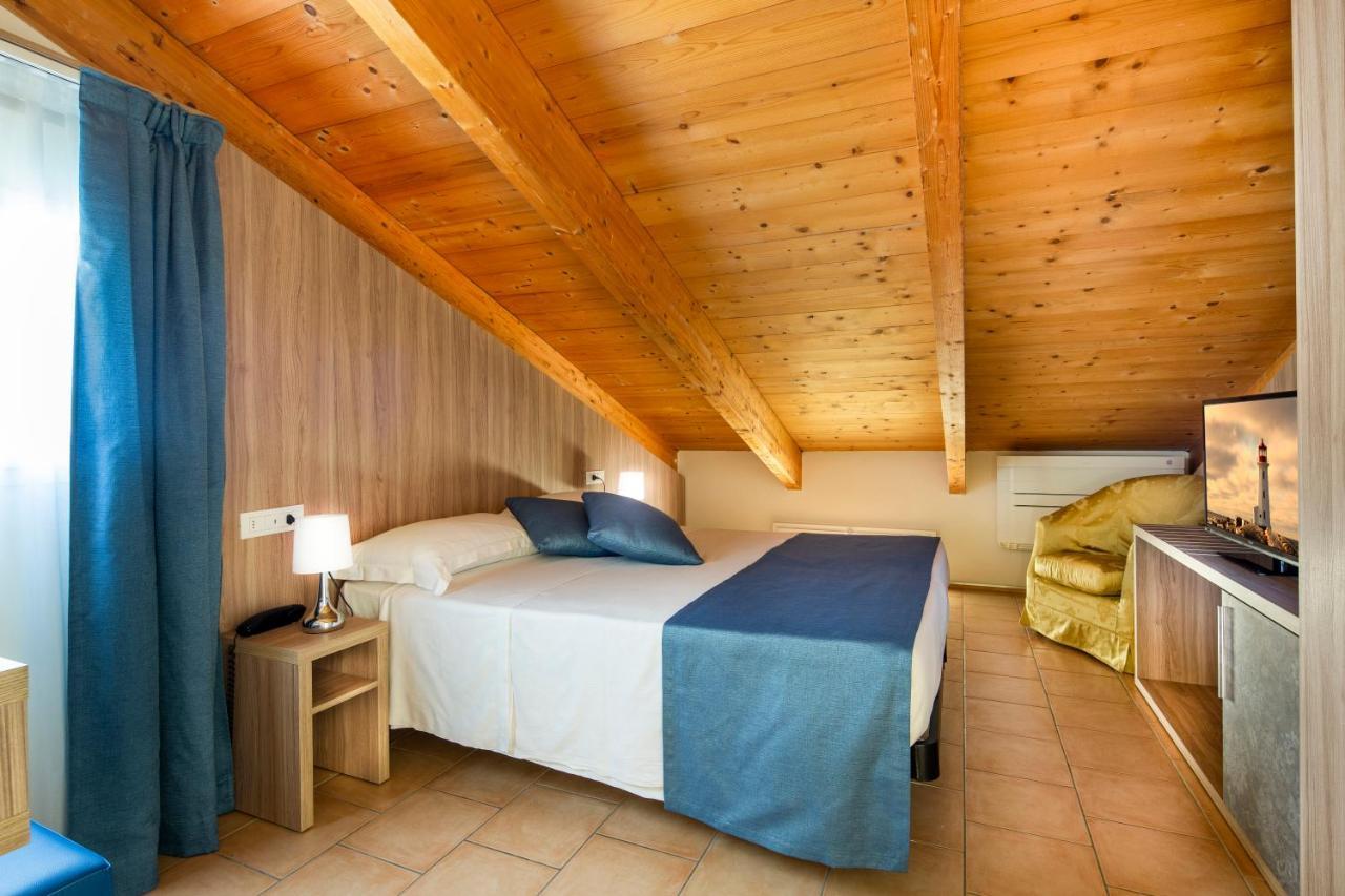 Mansarda Cannes Hotel 3*