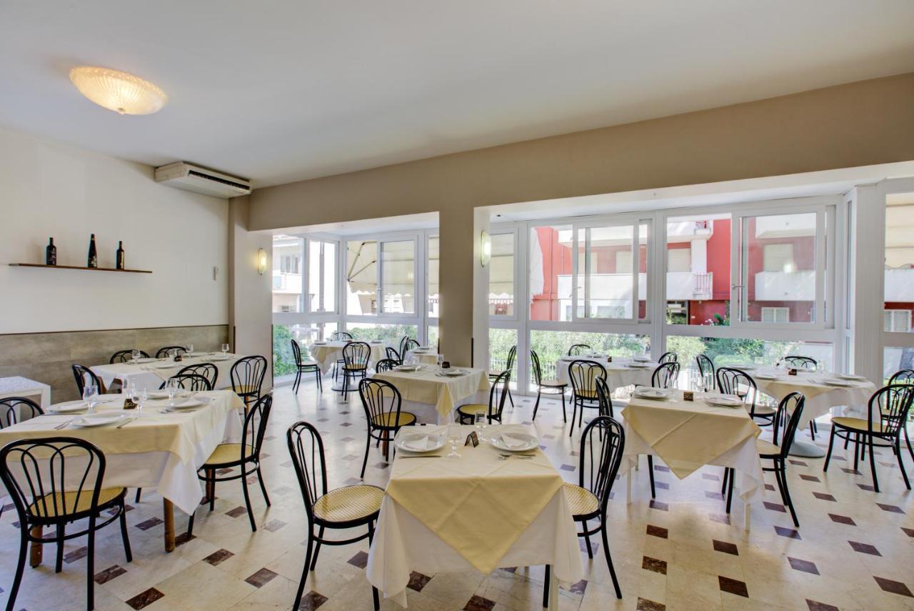 Christian Ideale Per Famiglie Hotel Riccione