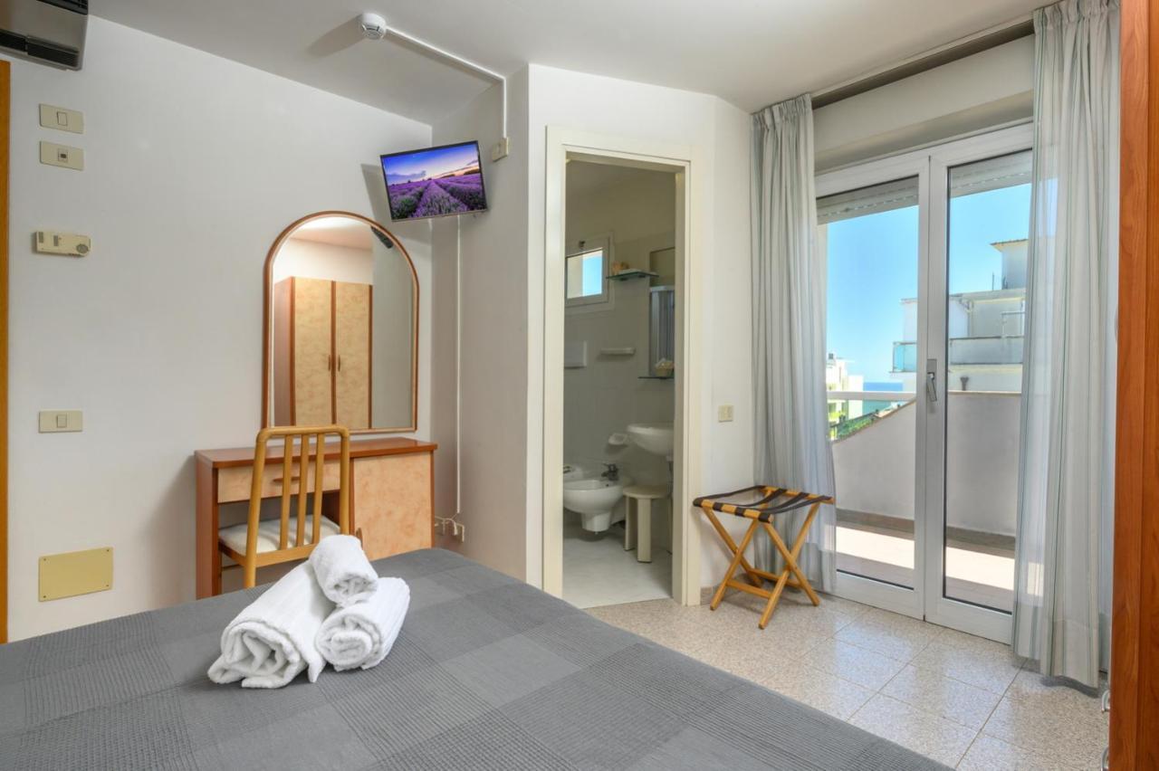 Hotel Lina