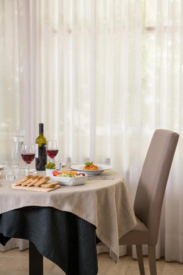 Eliseo Hotel 3*