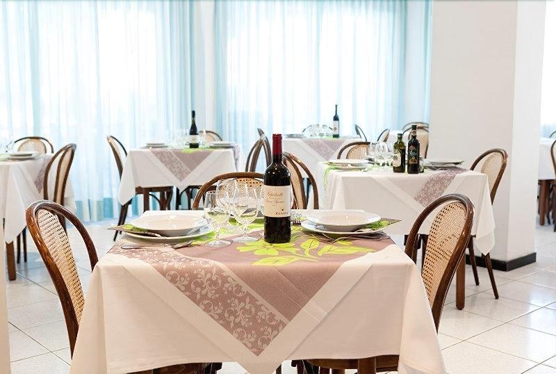 Lina Hotel