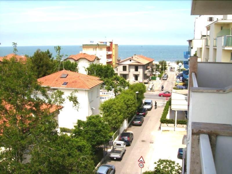 Lina Hotel