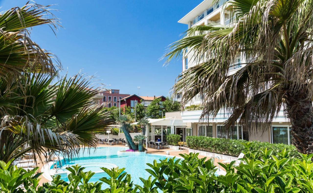 Ambasciatori 4* Riccione