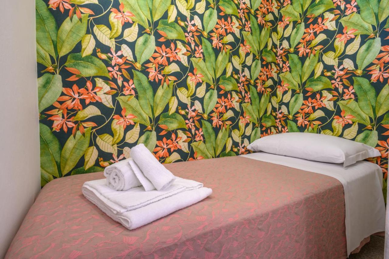 Lina Hotel