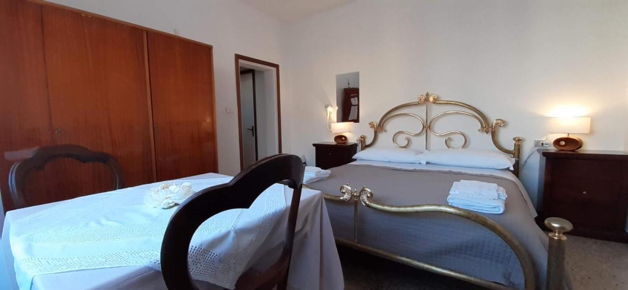 Beeliving Room&breakfast (adults Only) Frühstückspension Riccione