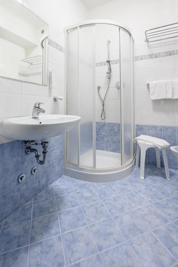 Atlas Hotel 3*