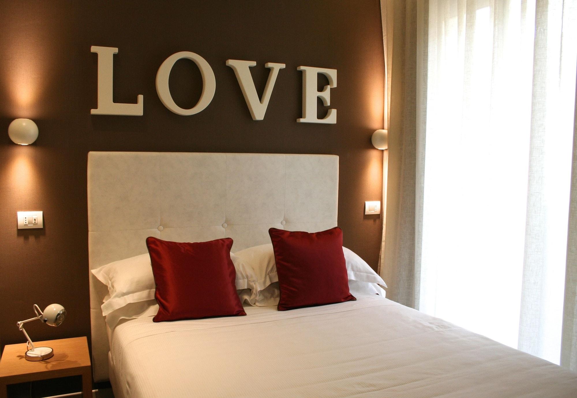 Select & - 4* Riccione