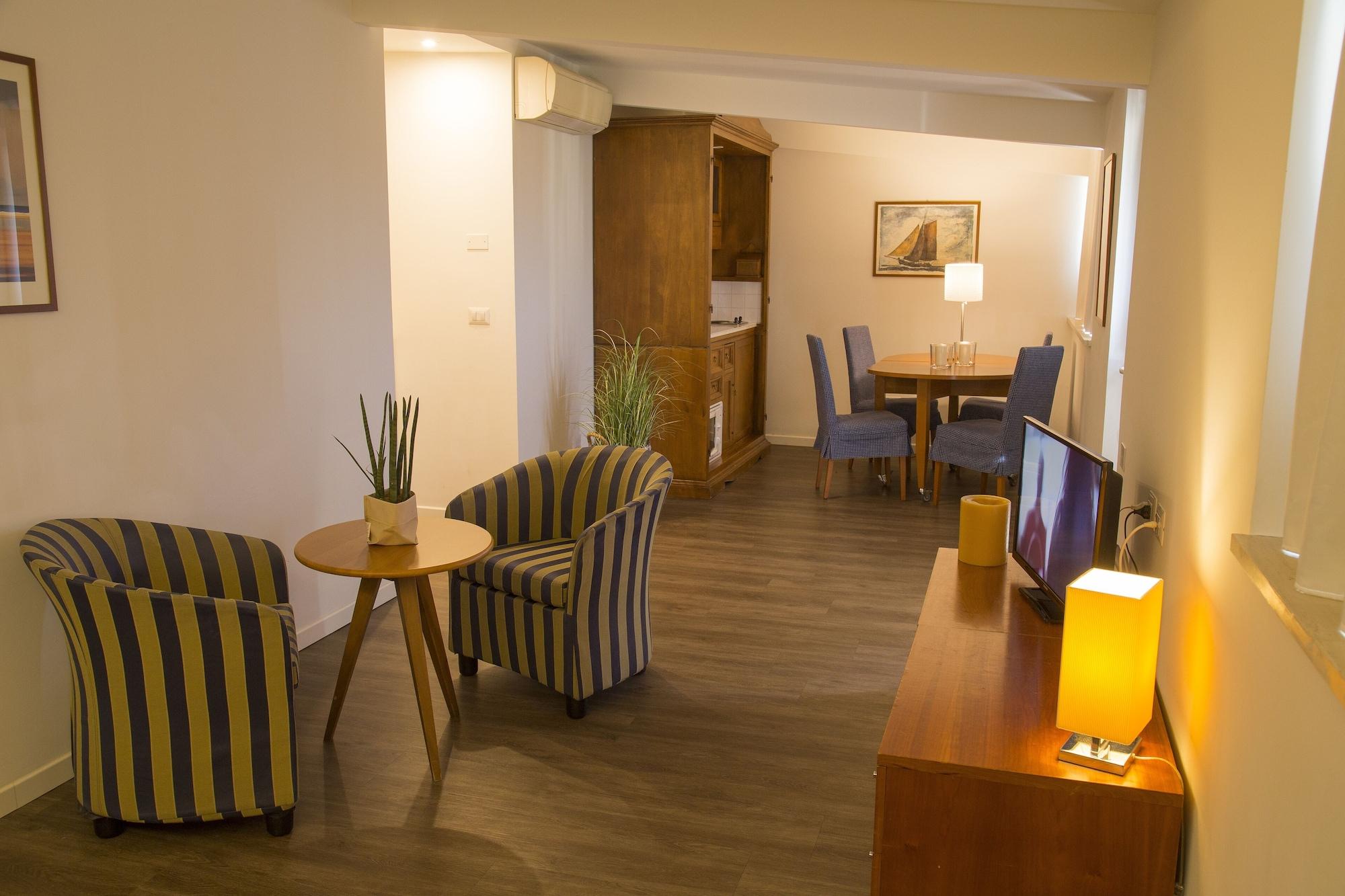 Mon Cheri Hotel
