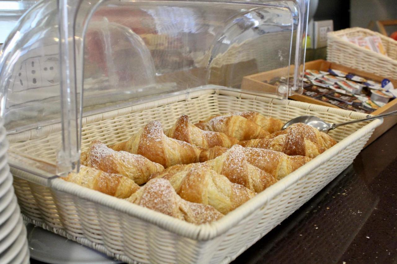 Hotel Adigrat Con Ristorante Riccione