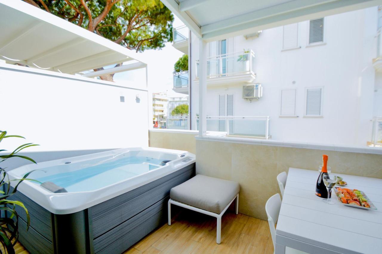 Prime Blue - Con Jacuzzi Privata Aparthotel Riccione