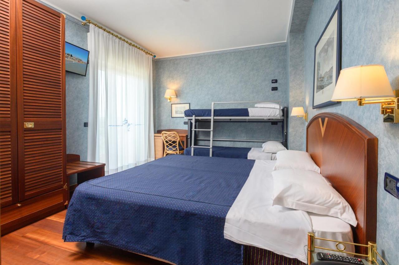 Hotel Atilius & 3*