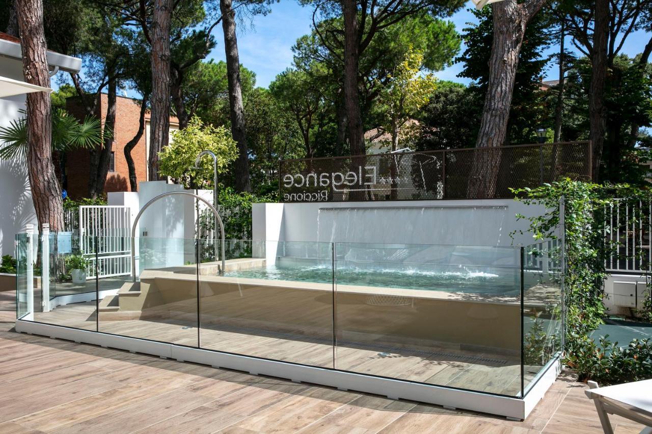 Elegance Aparthotel