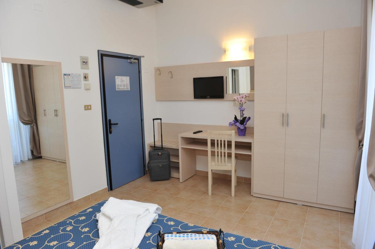 Hotel Mimosa