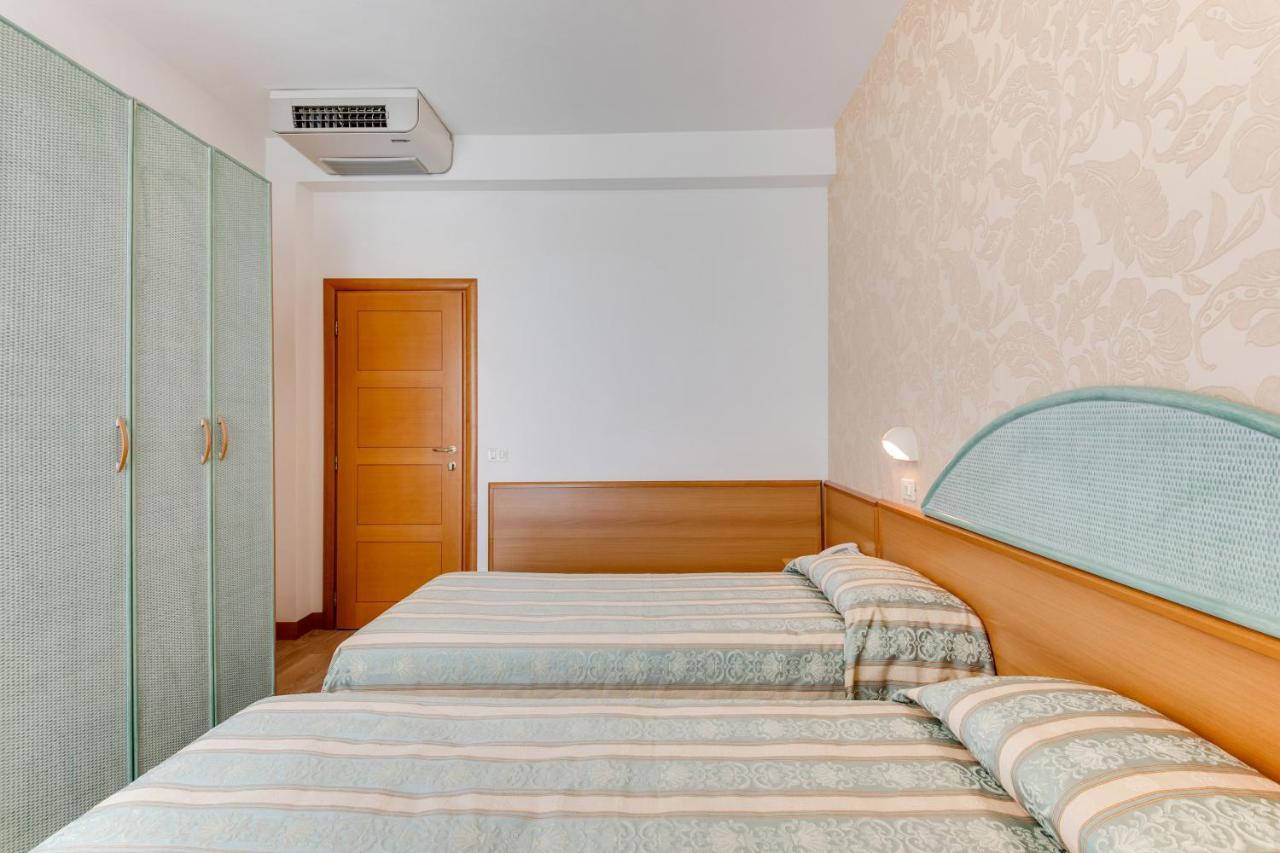 Hotel Cigno D'oro Riccione