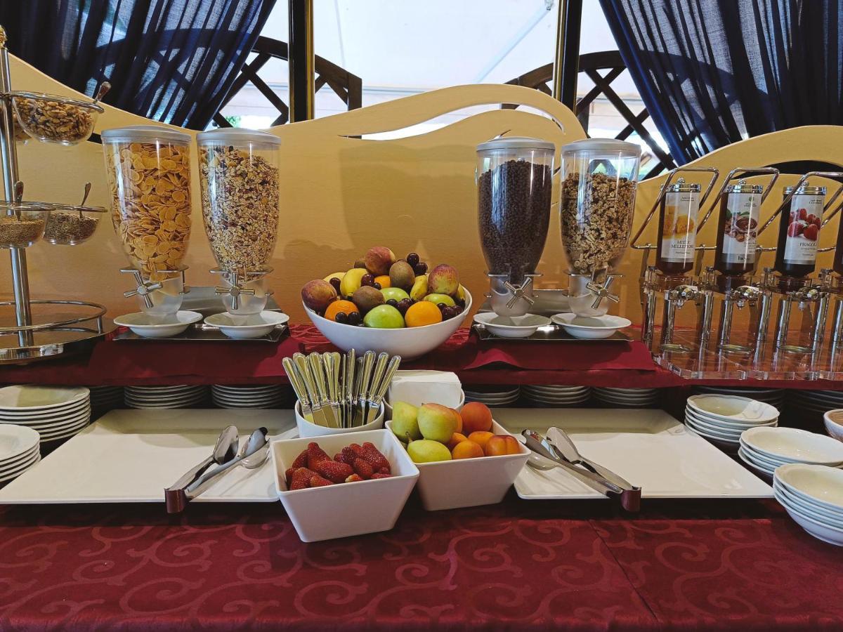 Doria Hotel 2*