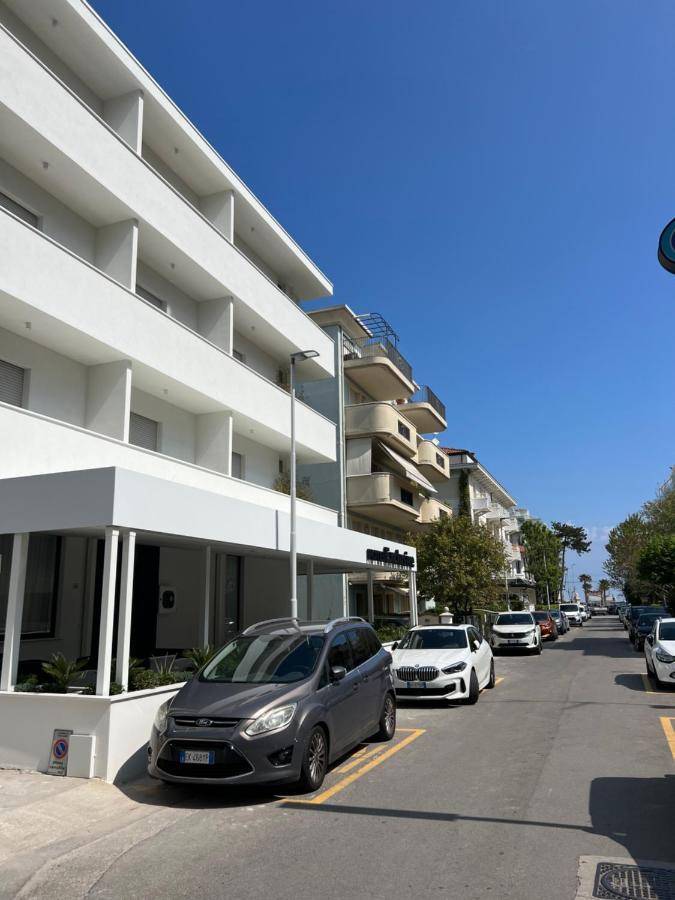 Hotel Exclusive In Pieno Centro - Nuova Gestione 2025 2*