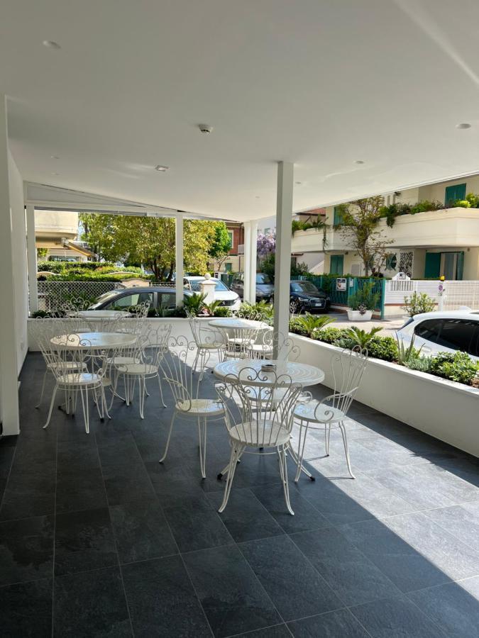 Exclusive In Pieno Centro - Nuova Gestione 2025 Riccione