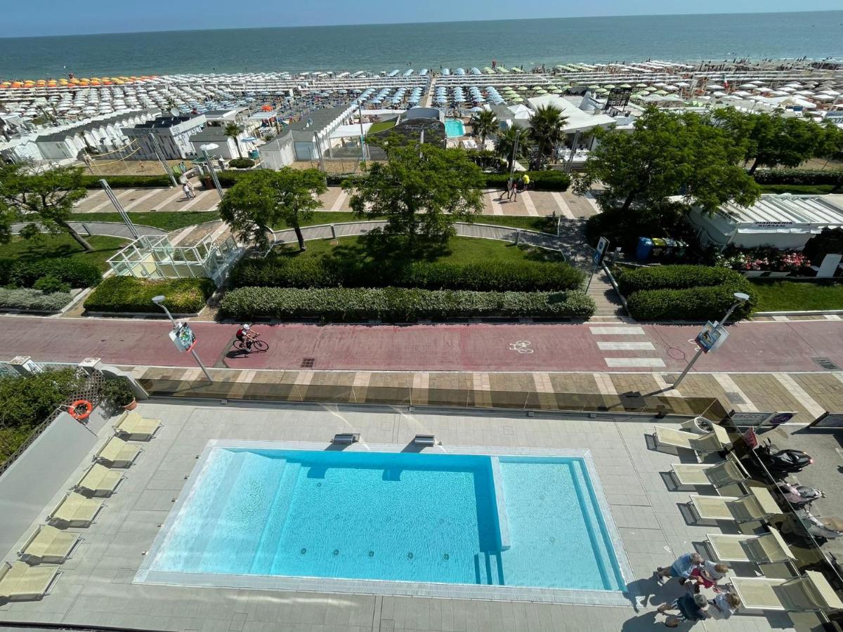 Ascot 4* Riccione