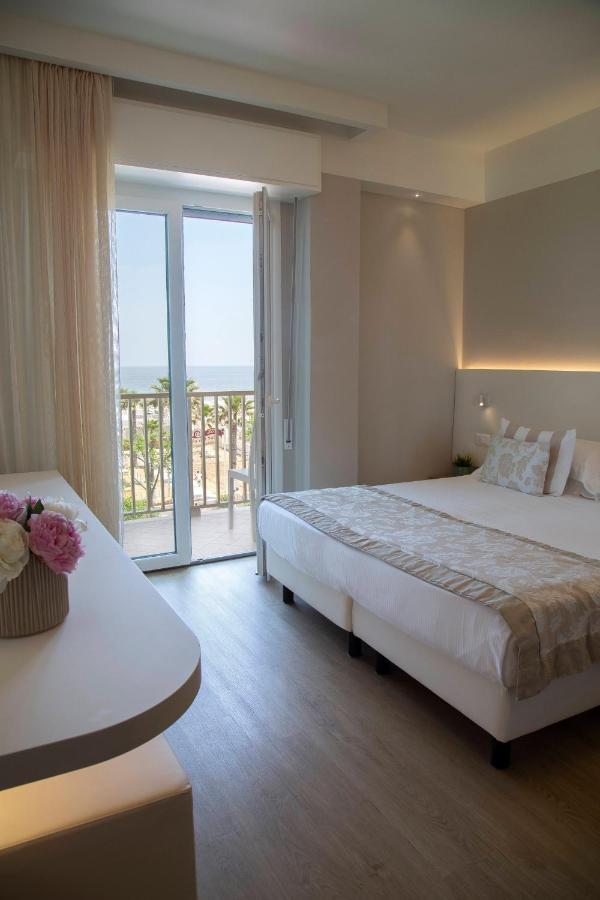 Mon Cheri Hotel Riccione