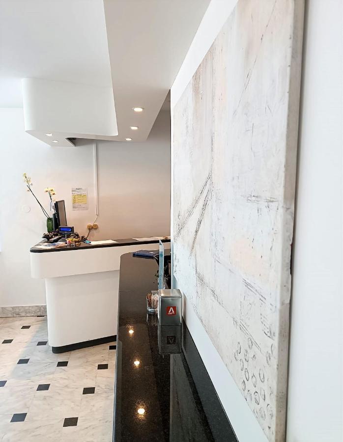 Exclusive In Pieno Centro - Nuova Gestione 2025 2* Riccione