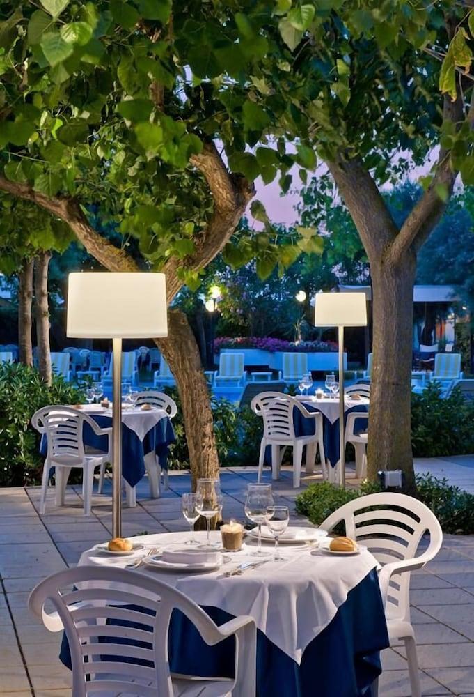 Hotel Alexandra Plaza Riccione