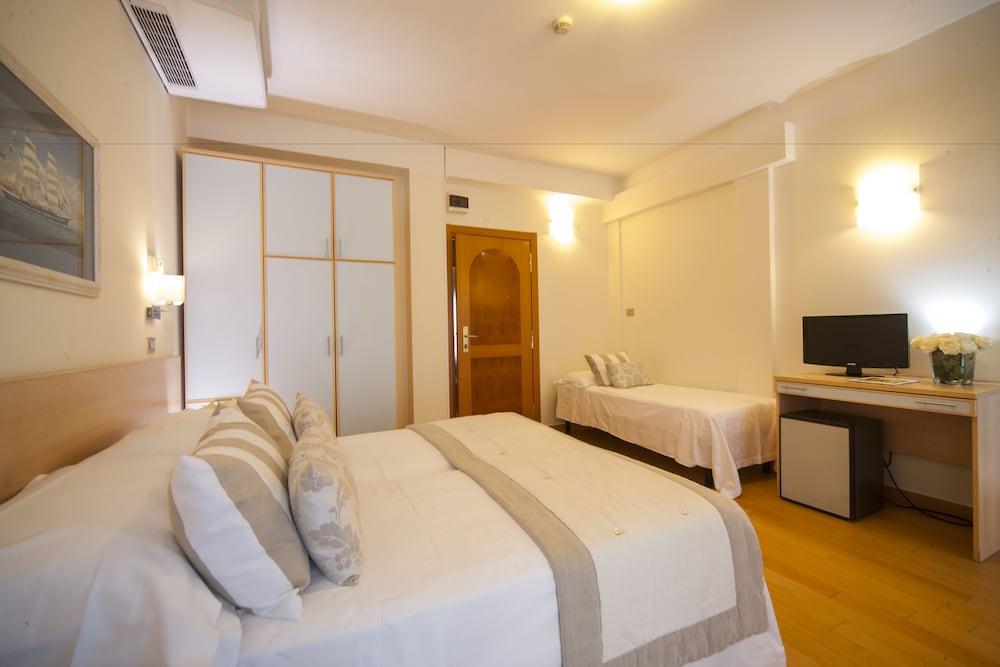 Hotel Mon Cheri 3*