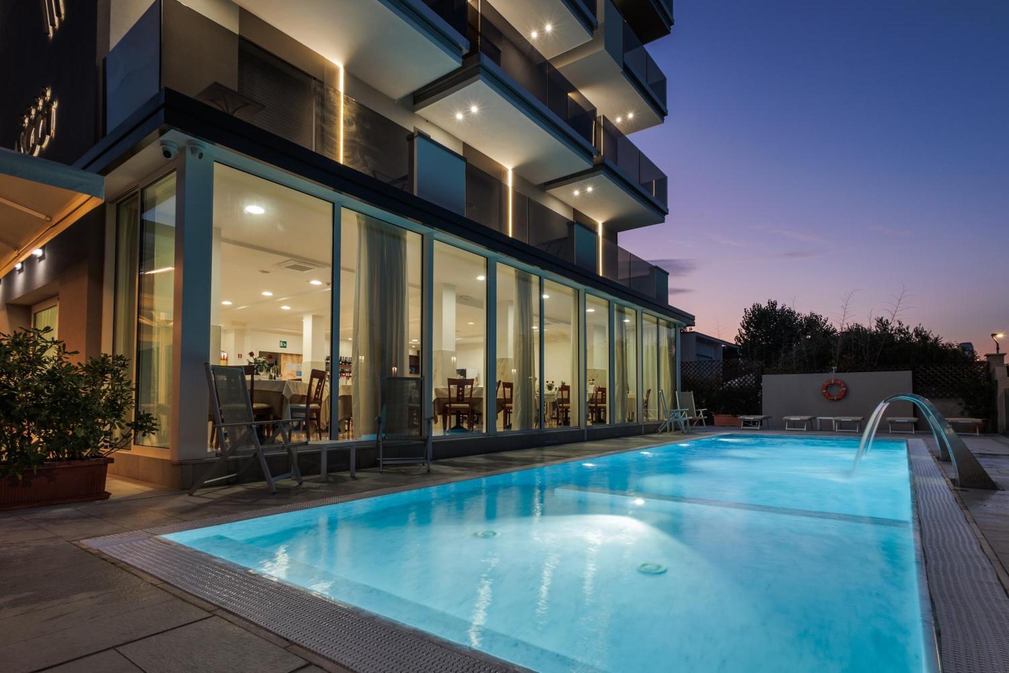Hotel Ascot