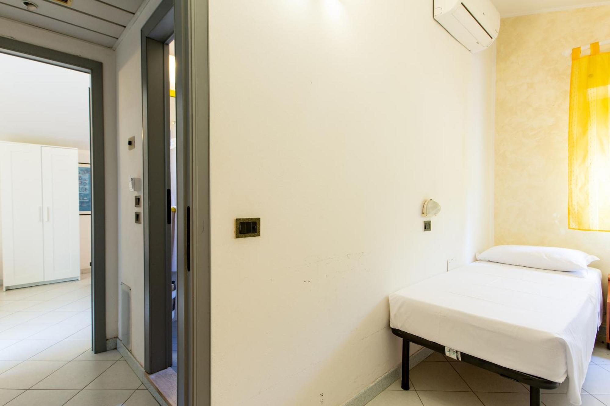 Hotel Marzia Con Piscina