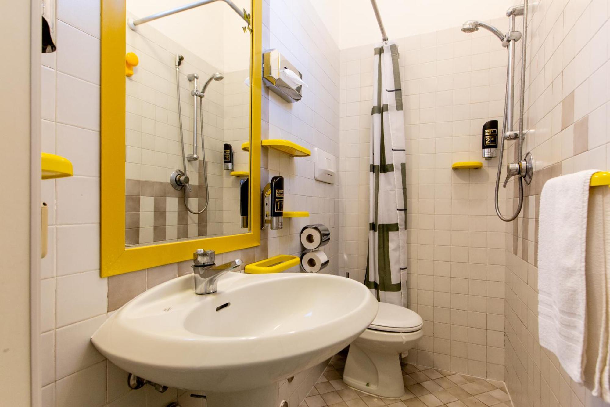 Hotel Marzia Con Piscina 3*