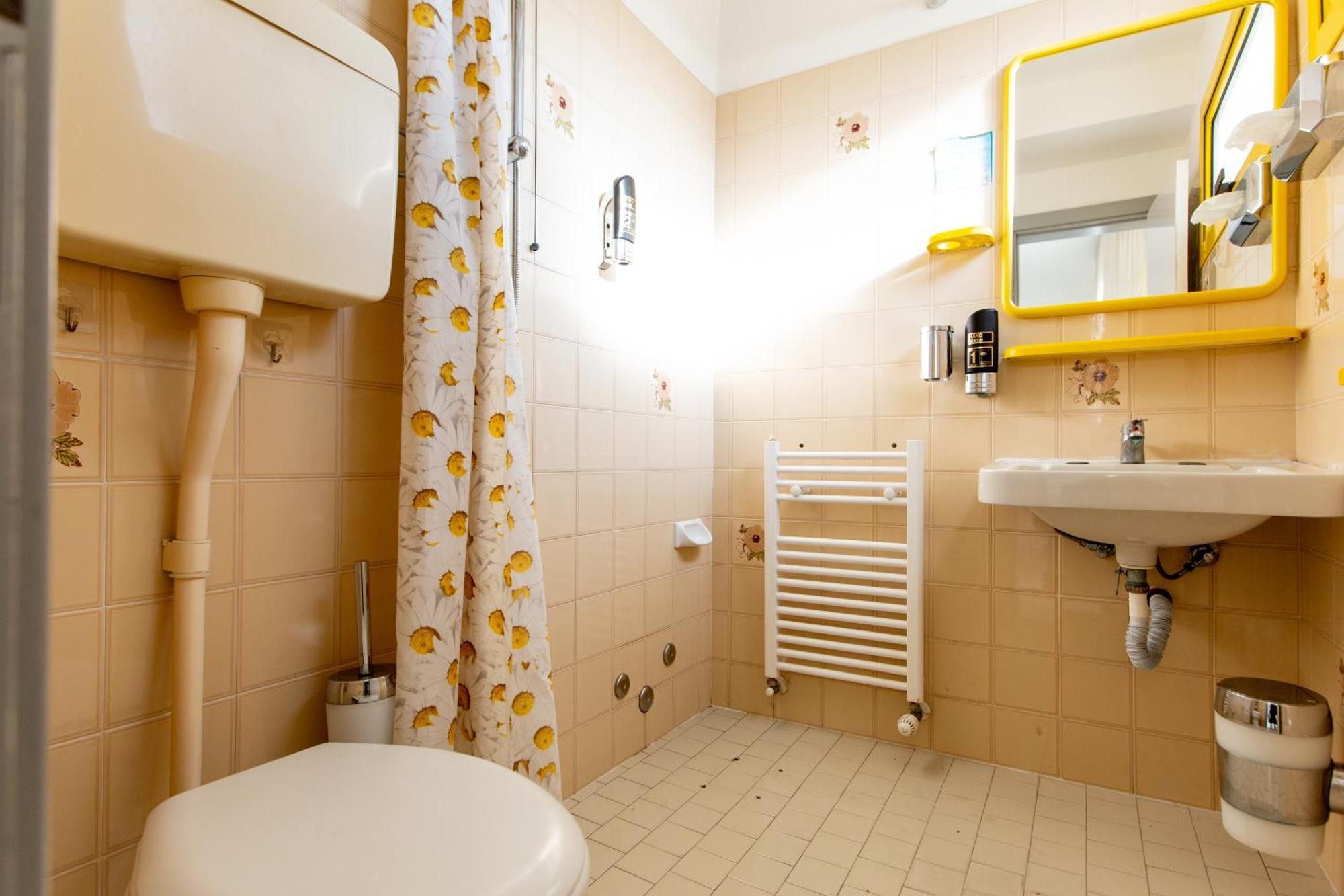 Hotel Marzia Con Piscina Riccione