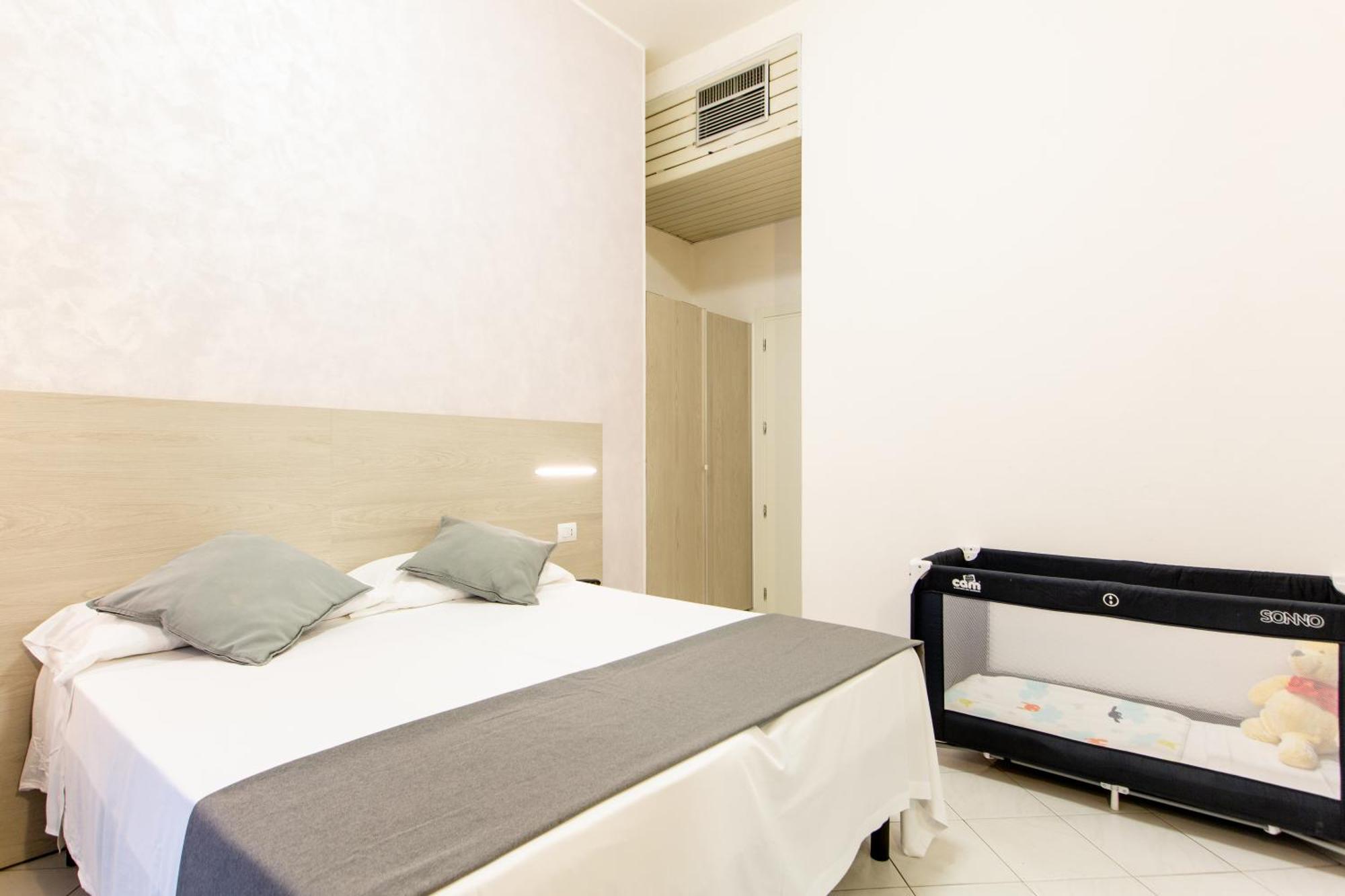 Hotel Marzia con Piscina 3*