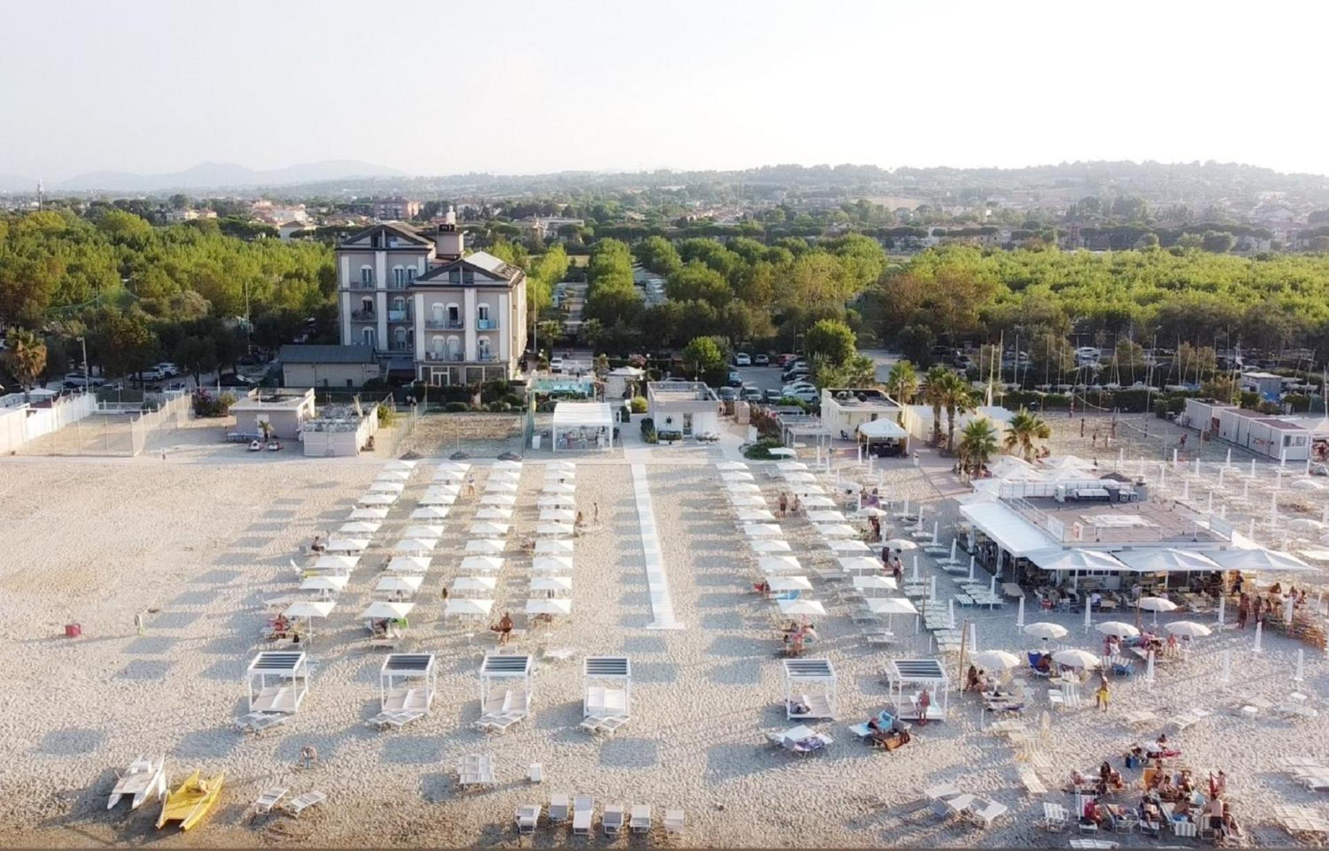 Liberty - Parking & Included Hotel Riccione