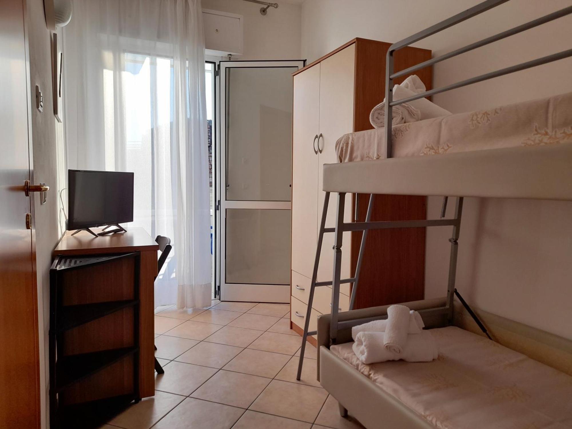 Saturnia Aparthotel