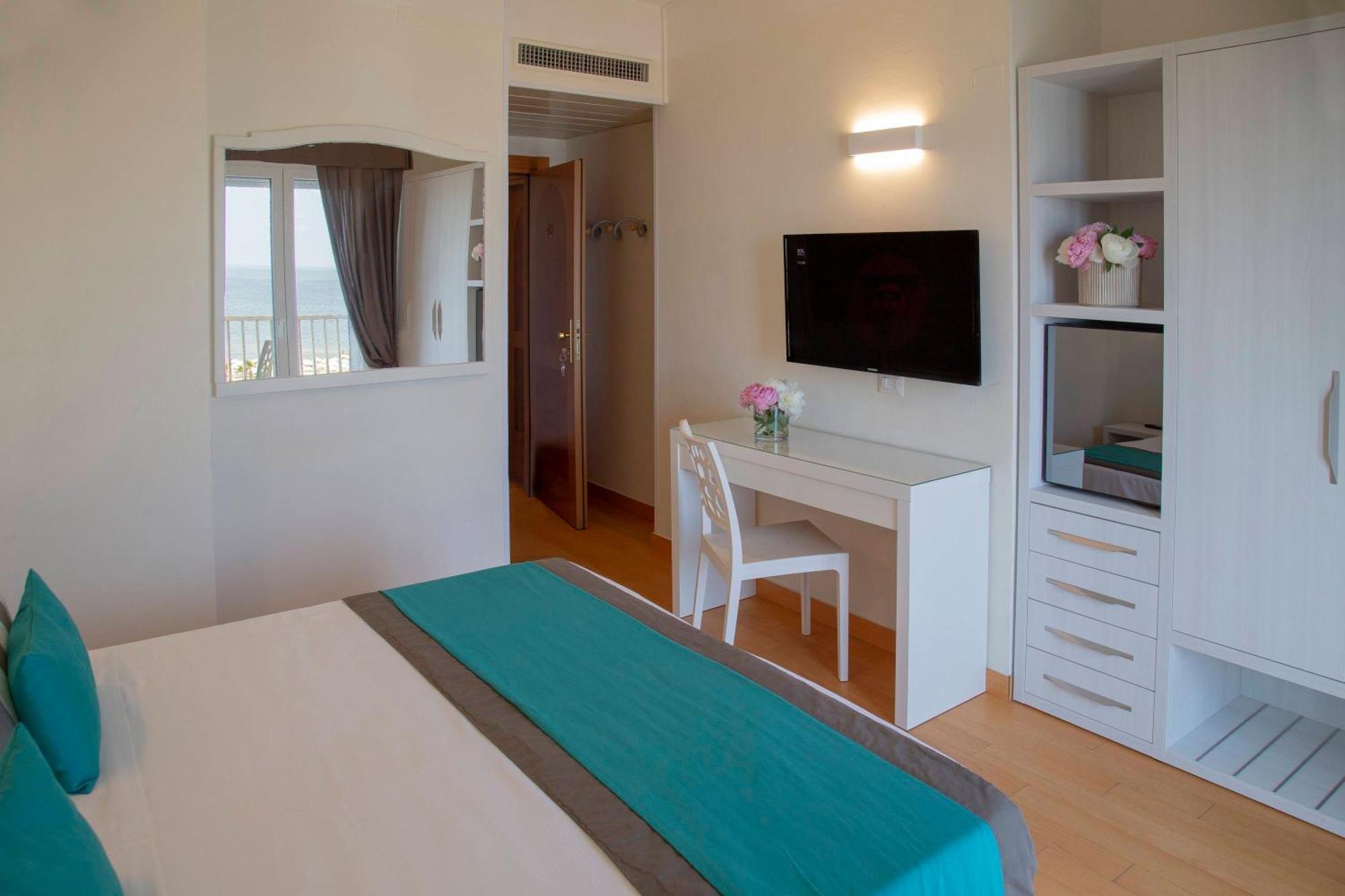 Mon Cheri Hotel