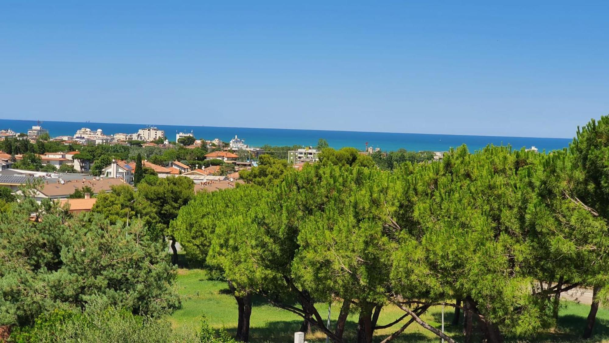 Villa Panoramica Con Giardino A