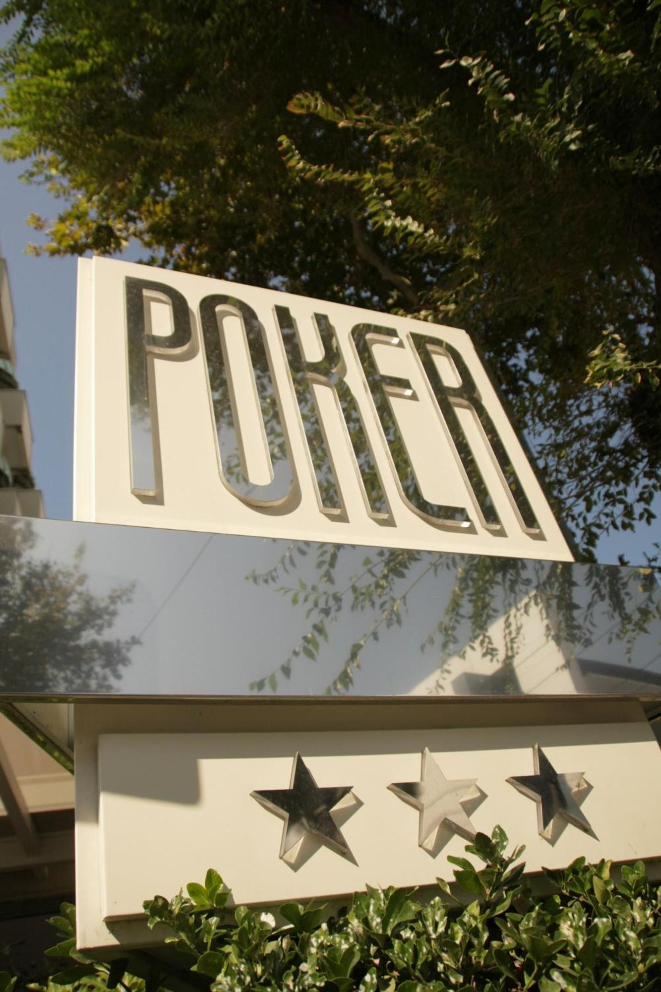 Hotel Poker 3*