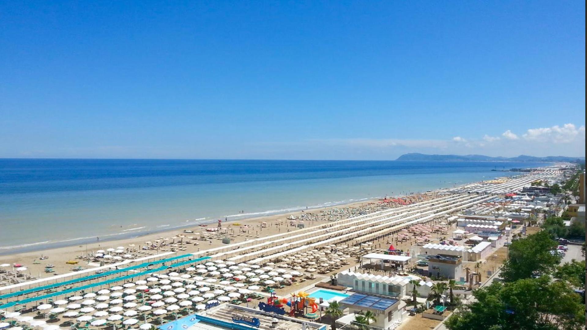 Avana Fronte Mare Riccione