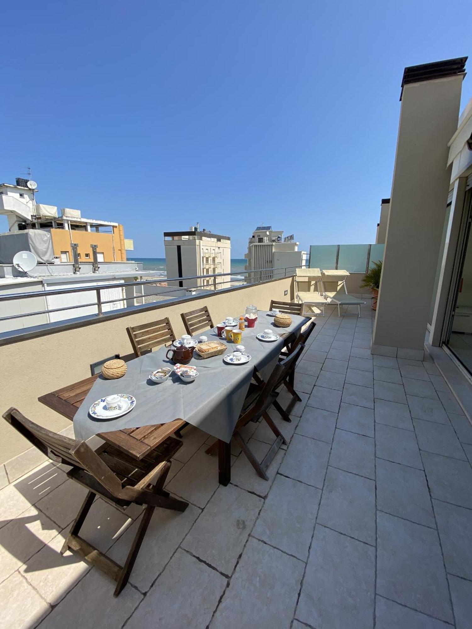 Avana Fronte Mare Hotel Riccione