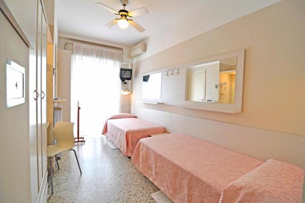 Eliseo Hotel 3*